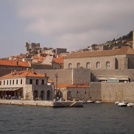Гостевой дом Old Port Дубровник