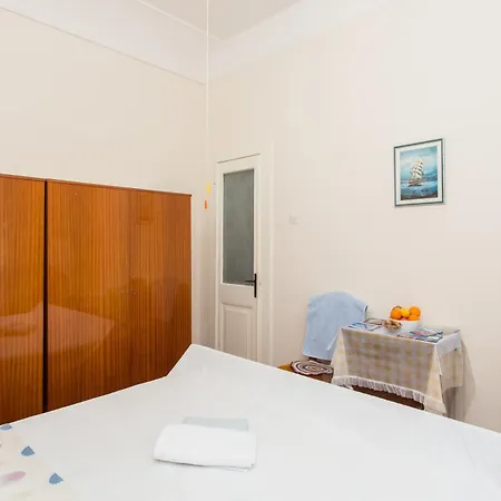 Old Port Дубровник