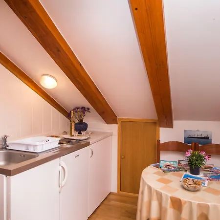 Old Port Гостевой дом