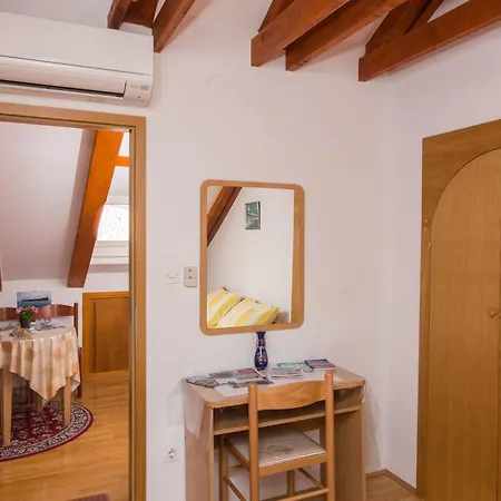 Guest house Old Port 3*