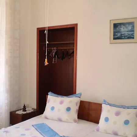 ゲストハウス Old Port