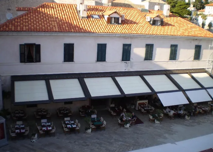 Old Port 3* 두브로브니크