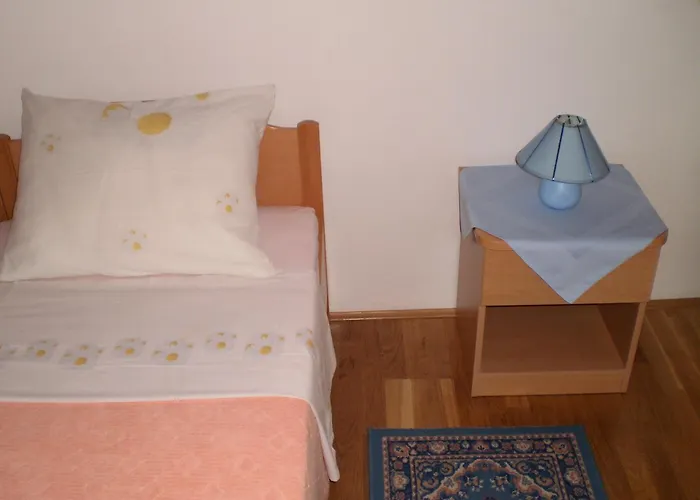 Old Port 게스트하우스 3*