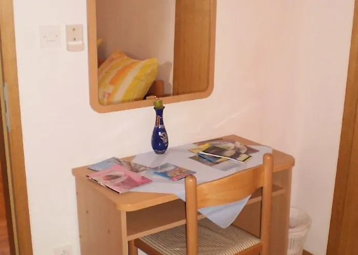 Old Port 게스트하우스