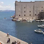Penzion Old Port 3*